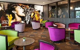 Hotel Roi Soleil Prestige Plaisir - St Quentin
